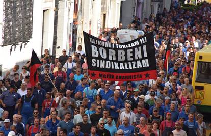 Prosvjeduju: Na ulicama Pule više od 3500 radnika Uljanika