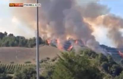Traže pilote: Dva vojna aviona su se sudarila i srušila u Italiji 