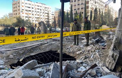 Izraelski projektil pogodio čuvani dio Damaska, 15 mrtvih