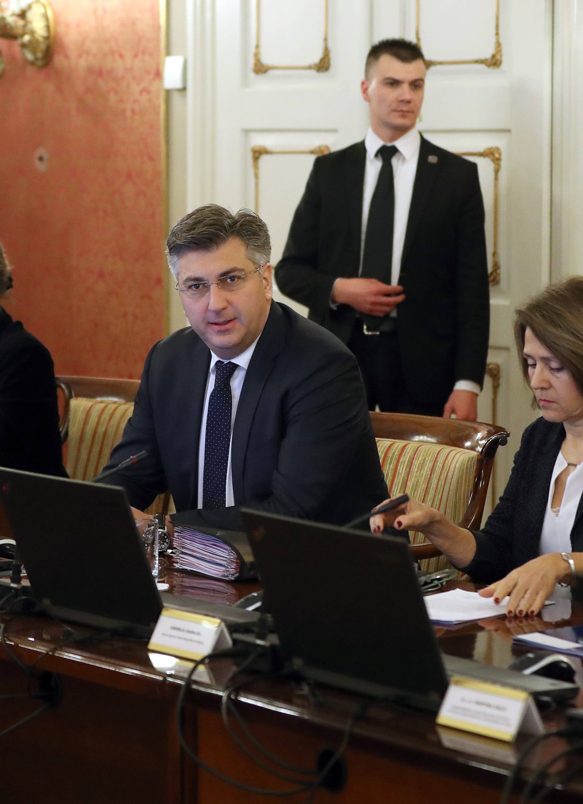 Plenković: Ako treba, izdavat ćemo i mi kazne Slovencima