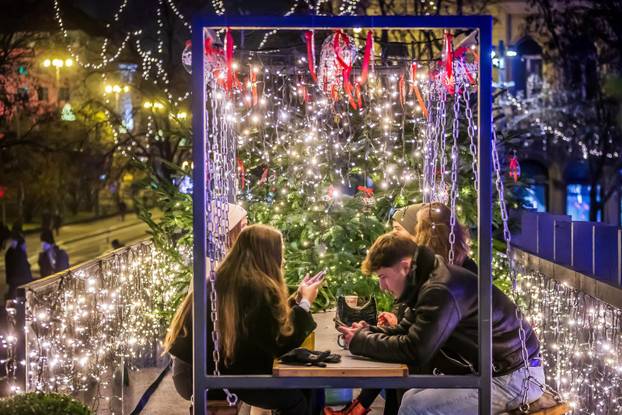 Zagreb: Ugođaj na Zagrebačkom Adventu