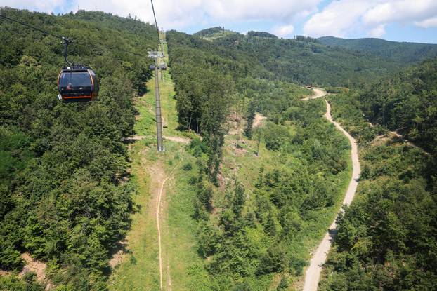 Zagreb: Vožnja žicarom na Sljeme