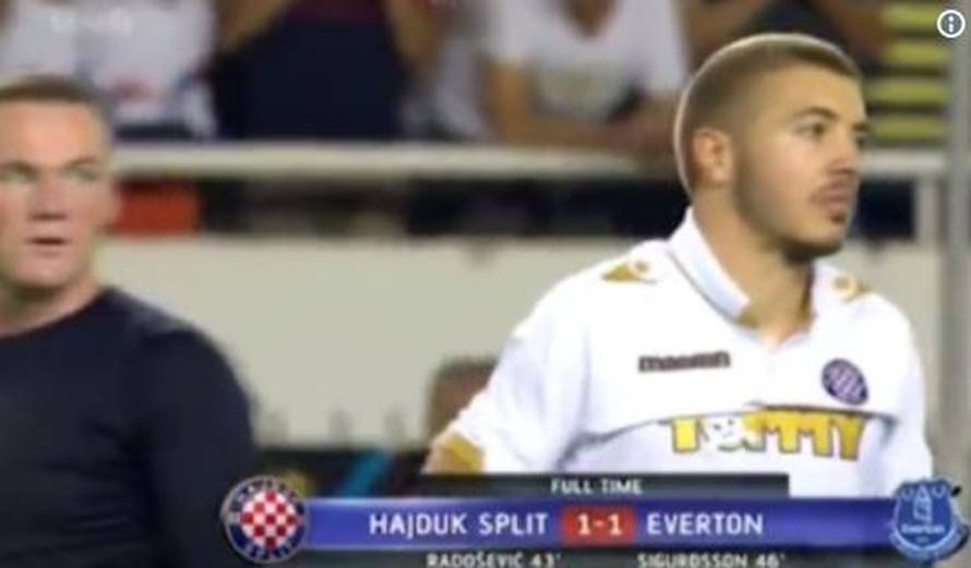 Wayne Rooney je ipak odletio u Englesku s dresom Radoševića