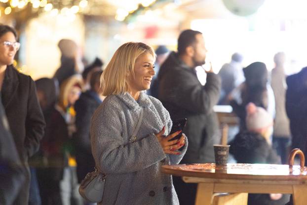 Osijek: Otvorenje Adventa uz koncert Danijele Martinović