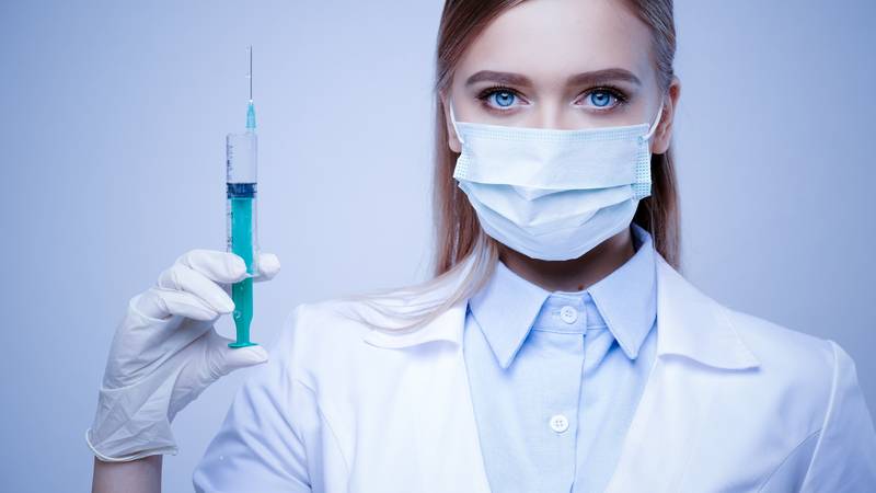 Sve više muškaraca ubrizgava botoks u testise!?! To može biti vrlo bolno i utjecati na plodnost