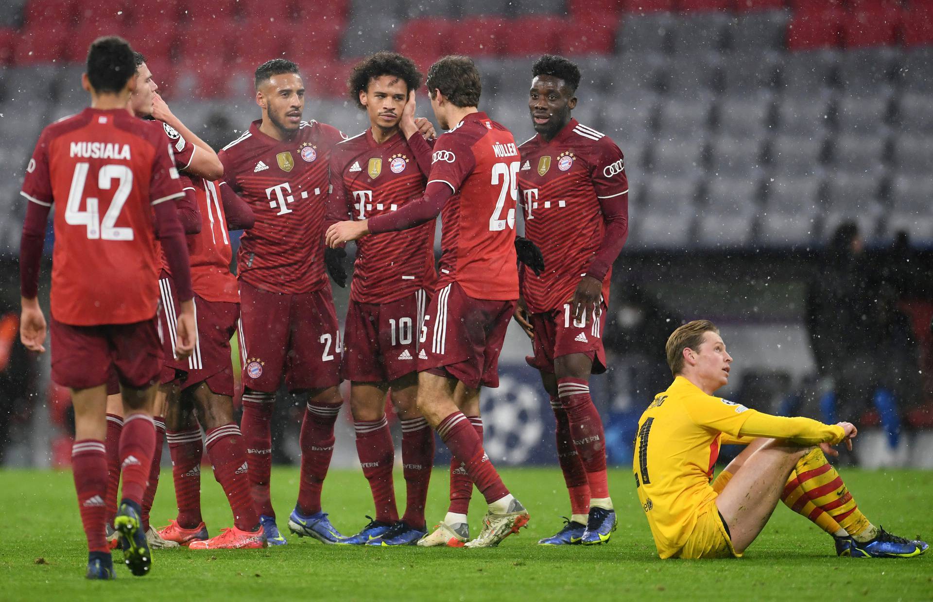 Champions League - Group E - Bayern Munich v FC Barcelona