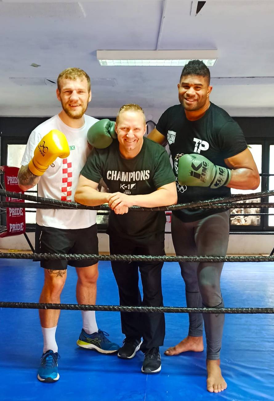 Ante Bonačić i Alistair Overeem