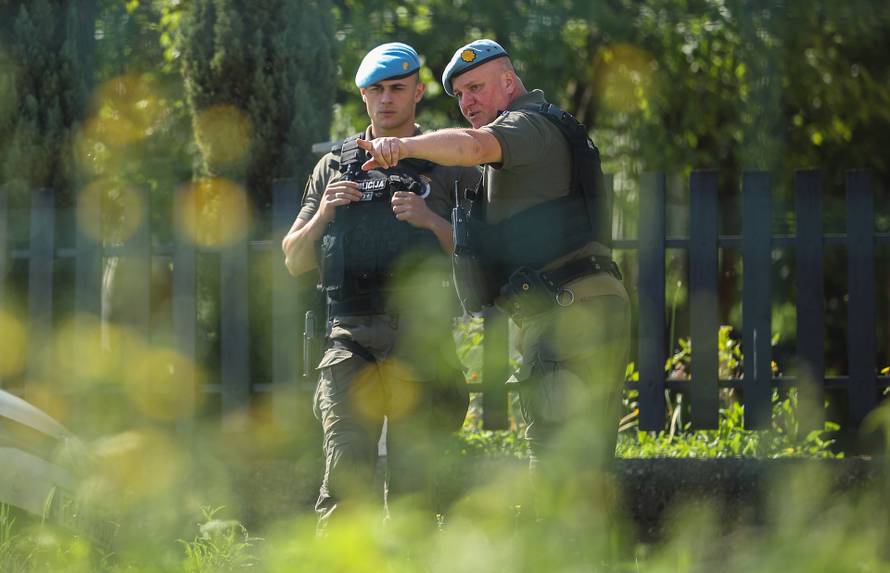 Sarajevo: Policijski očevid u kući gdje su pronađena tri tijela