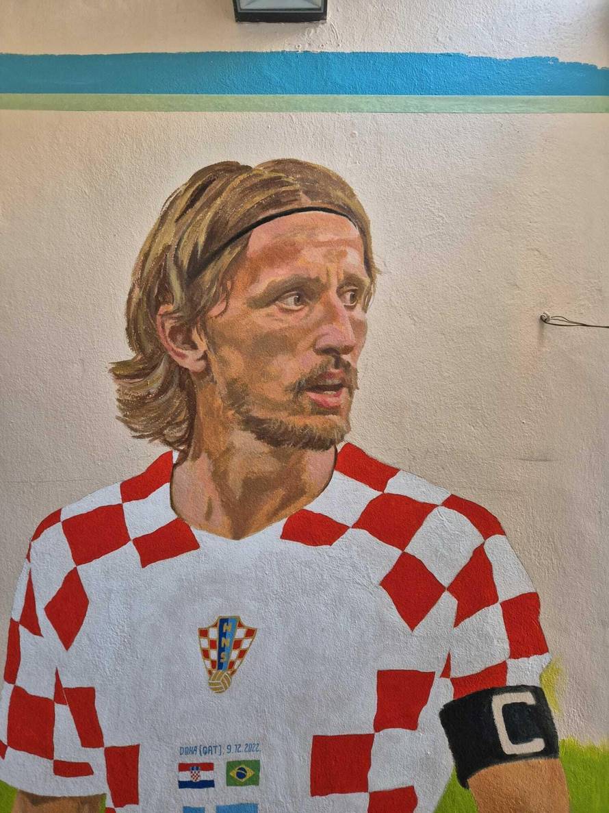 FOTO Pogledajte kako je trebao izgledati mural Luke Modrića...