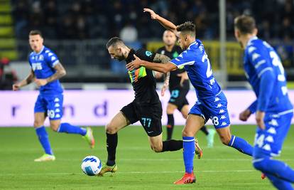 Inter bez Perišića siguran kod Empolija, pobijedili i Bašićevi