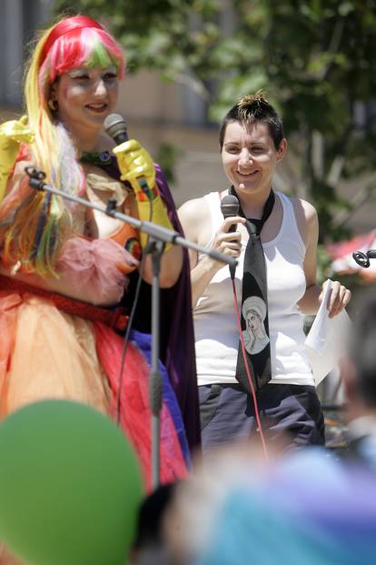 ARHIVA - Zagreb: Povorka ponosa LGBTIQ osoba Zagreb Pride 2007 pod geslom  Svi na Pride! Sve na Pride!