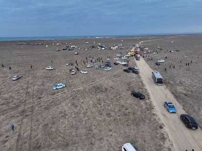 SCENE UŽASA Evo kako izgleda mjesto pada putničkog aviona! Udarili u pticu i srušili su se?!