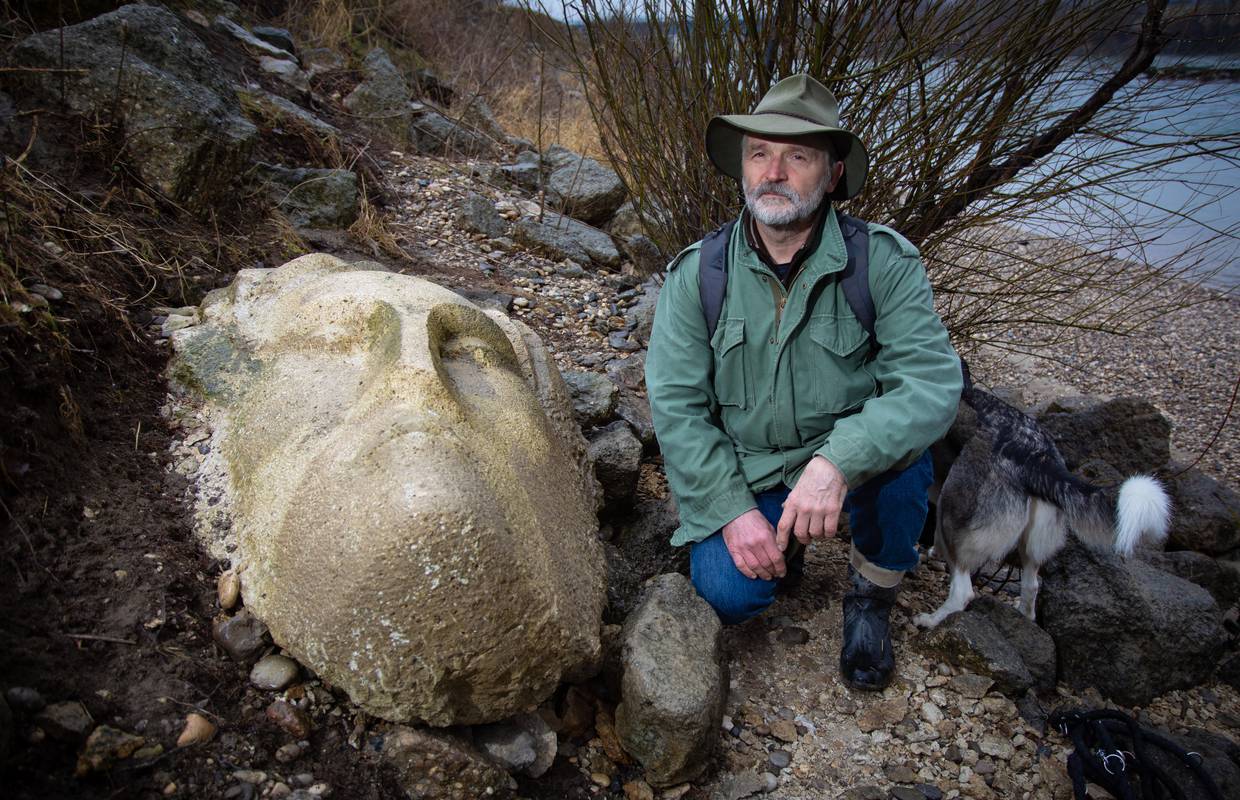 Kipar se tri godine spuštao na Savu kako bi isklesao 'Vodana'