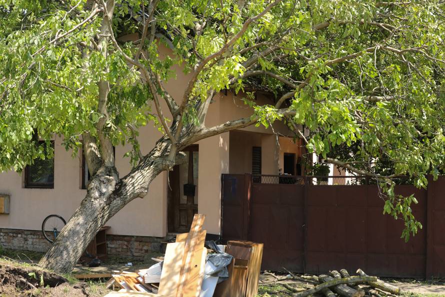 Vatrogasac DVD-a Tovarnik preminuo na intervenciji tijekom nevremena