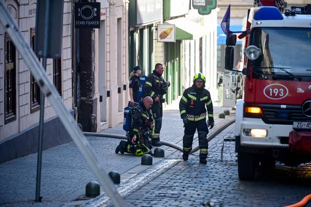 Zagreb: Požar u Mesničkoj ulici