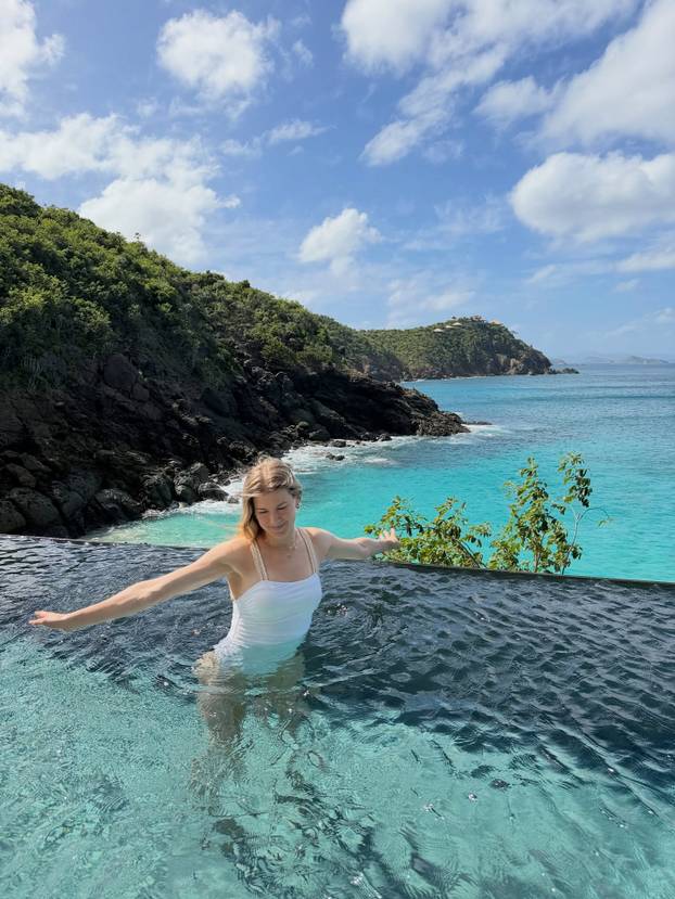 FOTO Proglasili su je najljepšom tenisačicom, umirovila se sa 32 godine. Sada ima novi posao