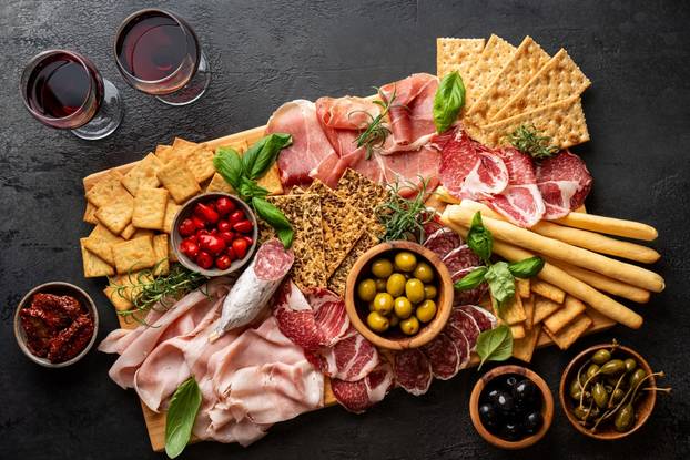 Appetizers,With,Differents,Antipasti,,Charcuterie,,Snacks,And,Red,Wine.,Sausage,
