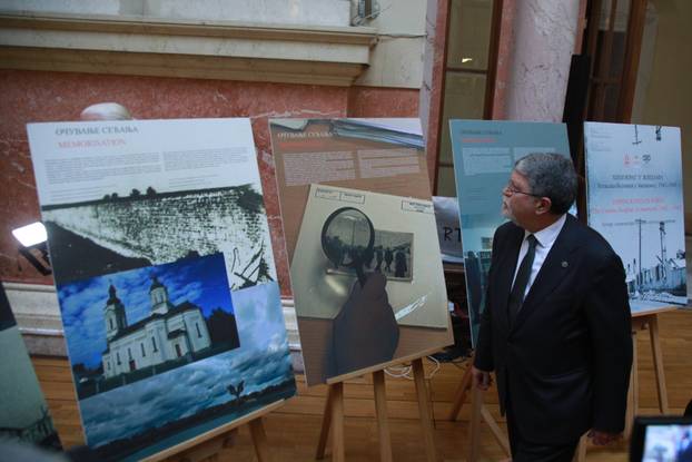 Beograd: Tonino Picula obi&scaron;ao  je izlo&zcaron;bu "Jasenovac - trajna opomena" 