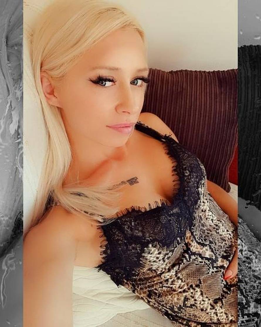 Htjela je 'Savršenog', a sad je pokazala dečka i novu frizuru...