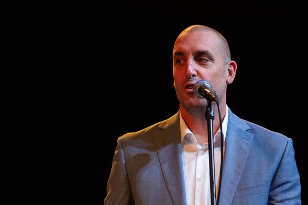 Zagreb: Tomislav Bralić i klapa Intrade proslavili 40 godina karijere u Areni Zagreb