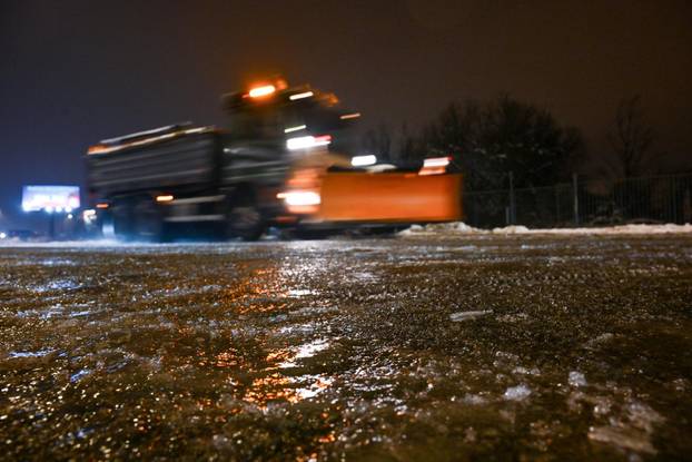 Zagreb: Pada ledena kiša