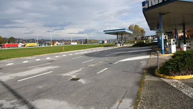 Odmorište na autocesti A3 pokraj Slavonskog Broda gdje su se na parkiralištu sukobili navijači