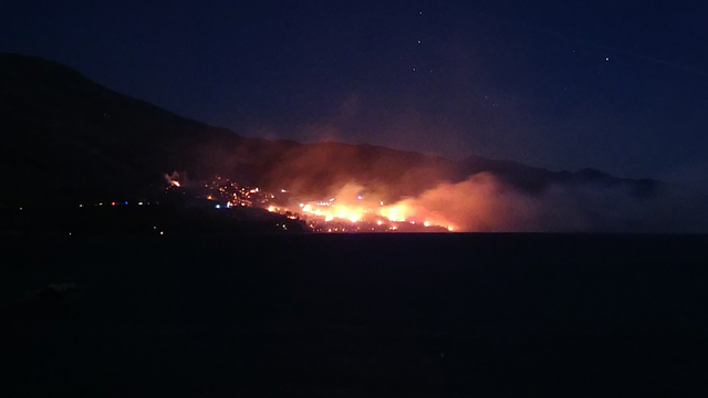 Opet se razbuktalo na Pelješcu: 'To je bio  vulkan kad je planulo'