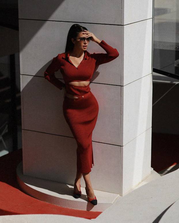 FOTO Izabranica Sergija Ramosa šokirala izjavom: Legendarni realovac 'jedva sklapa krajeve'