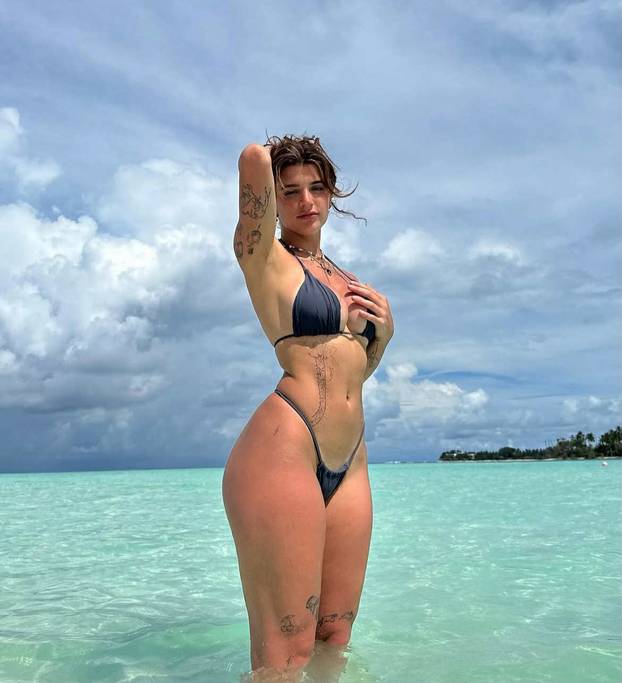 FOTO Kreatorica sadržaja za odrasle otkrila studentima ono što se ne uči iz knjiga!