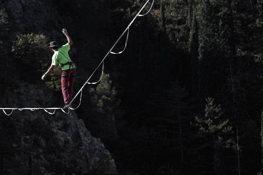 Imotski: Slackline iznad Modrog jezera