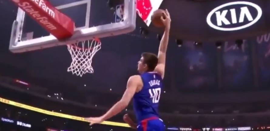 Leti, leti Zubac: Hrvatski igrač zakucavanjem zadivio navijače