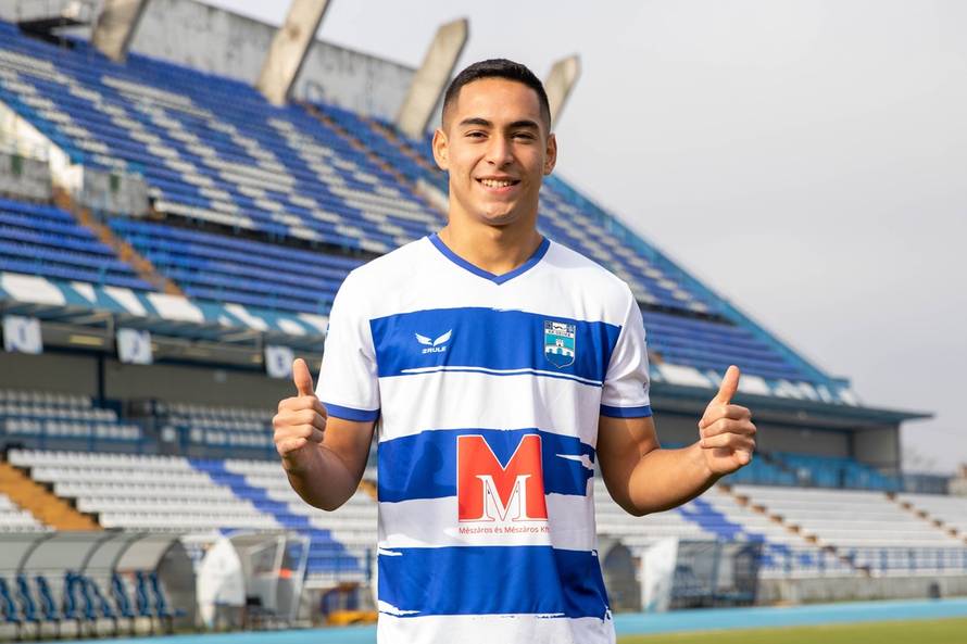 Bjelica pojačava napad: Stigao mladi hitronogi Peruanac...