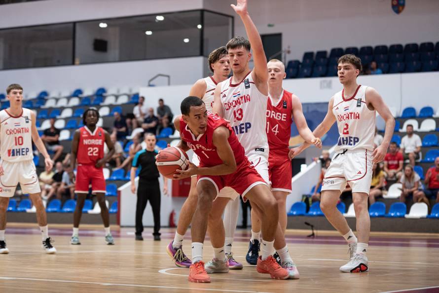 Bravo, dečki! Mladi košarkaši razbili Norvežane 76 razlike