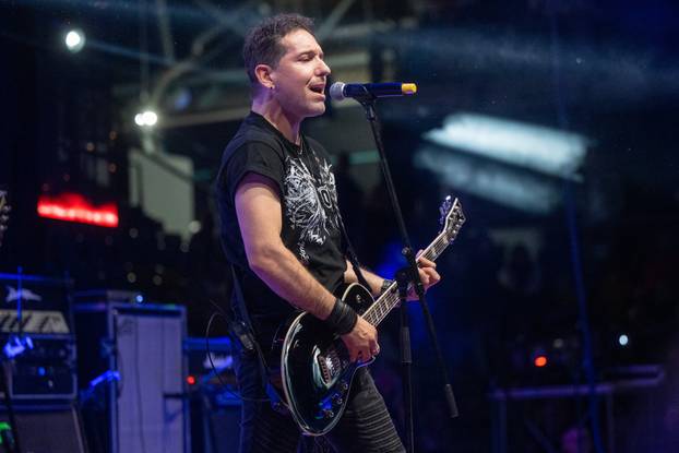 Tiho Orlić nastupio na svoj rođendan na 13. Hrvatskoj noći u Frankfurtu