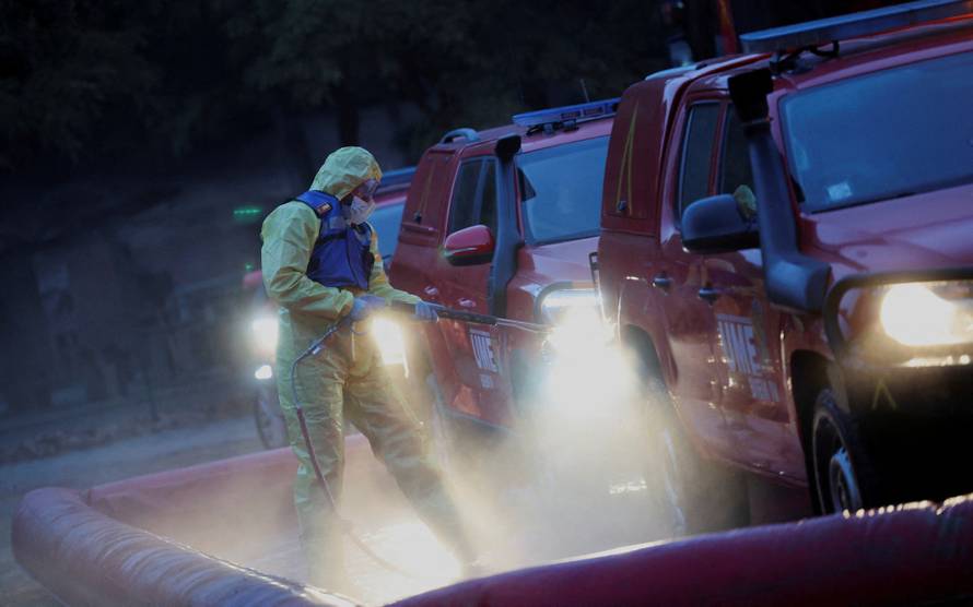 FILE PHOTO: Spain deploys a thousand officers to contain swine fever outbreak