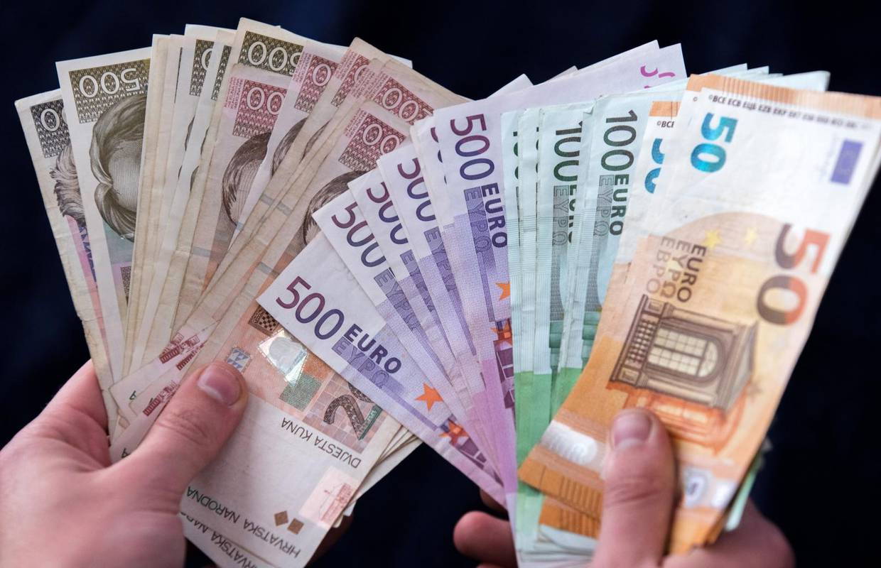 Kako će izgledati uvođenje eura u Hrvatskoj? Prva dva tjedna koristit će se obje valute