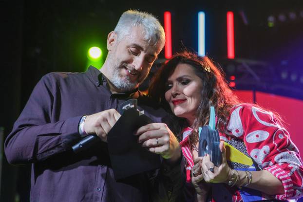 Zagreb: U Tvornici kulture održana je dodjela nagrade "Rock&Off"