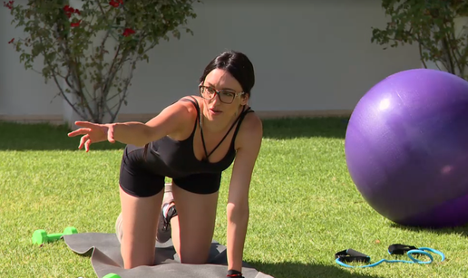 Smiljana je okupila djevojke da vje&zcaron;baju za Savr&scaron;enog Petra: 'Zamislite da je tu u kupa&cacute;em!'