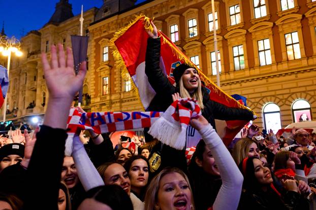 Zagreb: Marko Perković Thompson nastupio na svečanom dočeku hrvatske rukometne reprezentacije