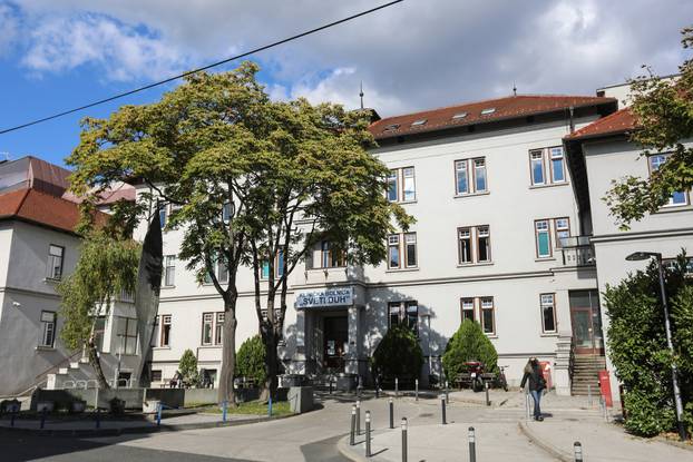 Zagreb: Klini&ccaron;ka bolnica Sveti Duh