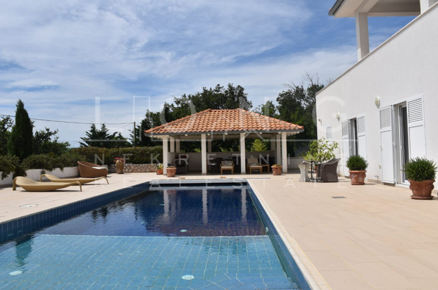 FOTO Dvije vile, jedno imanje: Je li 2,5 milijuna eura previše za luksuzni raj kod Crikvenice?