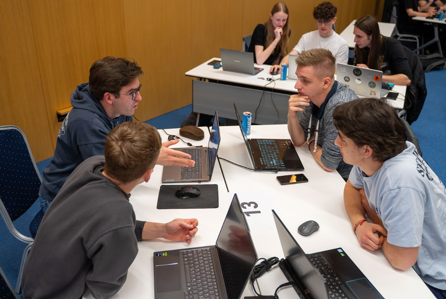 U Zagrebu održan Space Tech Hackathon: Projekt koji prati divlje svinje odnio je pobjedu