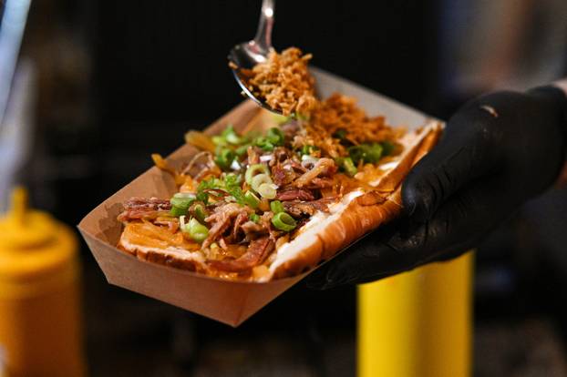 Zagreb: PLACe market na tržnici Dolac posjetili brojni Zagrepčani