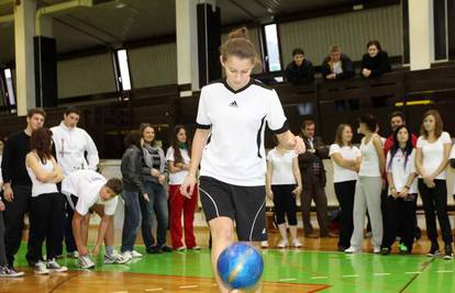 Rekorderka Martina (17) tehnicira bolje od Sammira