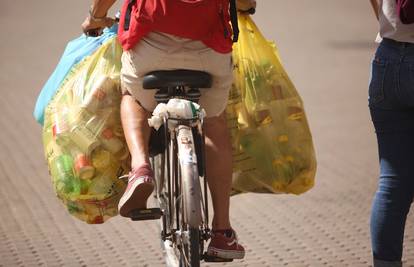 Trgovci su odbijali otkup boca, stigle prve kazne Inspektorata: 'Izdali smo naloge za 62.284 €'