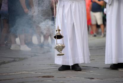 FOTO U Puli velikom procesijom proslavili zaštitnika sv. Tomu