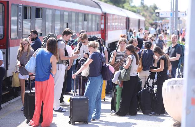 Split: Vlak iz Bratislave stigao je pun turista koji idu na Ultru 