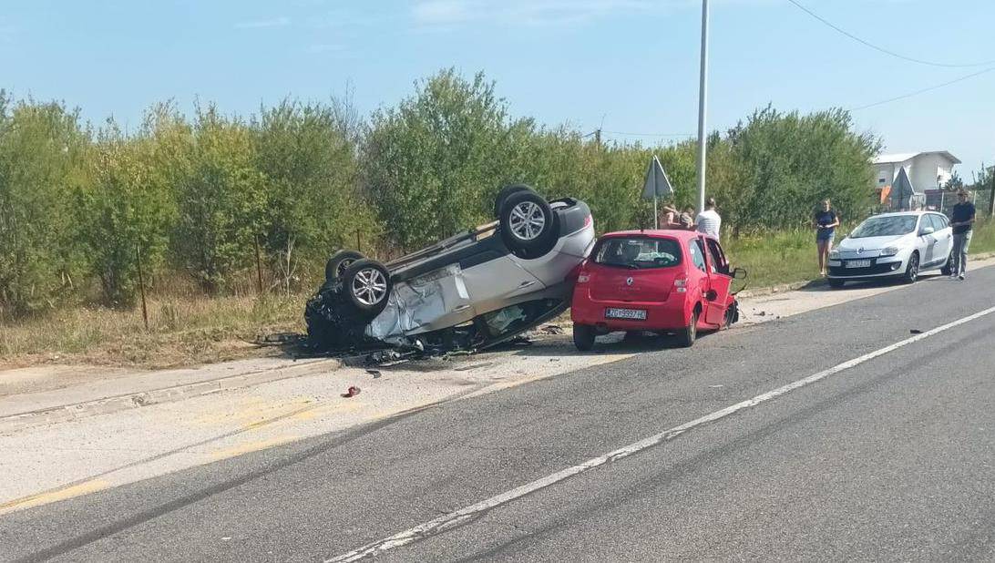 Tragedija u Velikoj Gorici: Auto završio na krovu, jedan poginuli