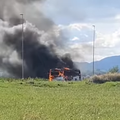 Kod Varaždina izgorio autobus: Prevozio je radnike, ljudi su bježali van iz gorućeg vozila