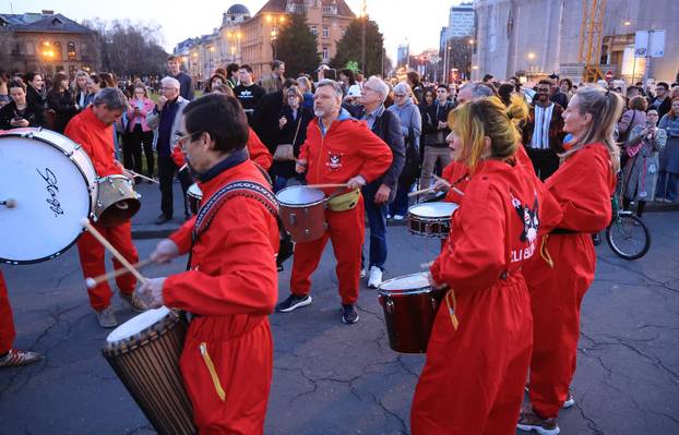 Zagreb: Održan jubilarni 10. Noćni marš za prava žena "Žene – kičma otpora"